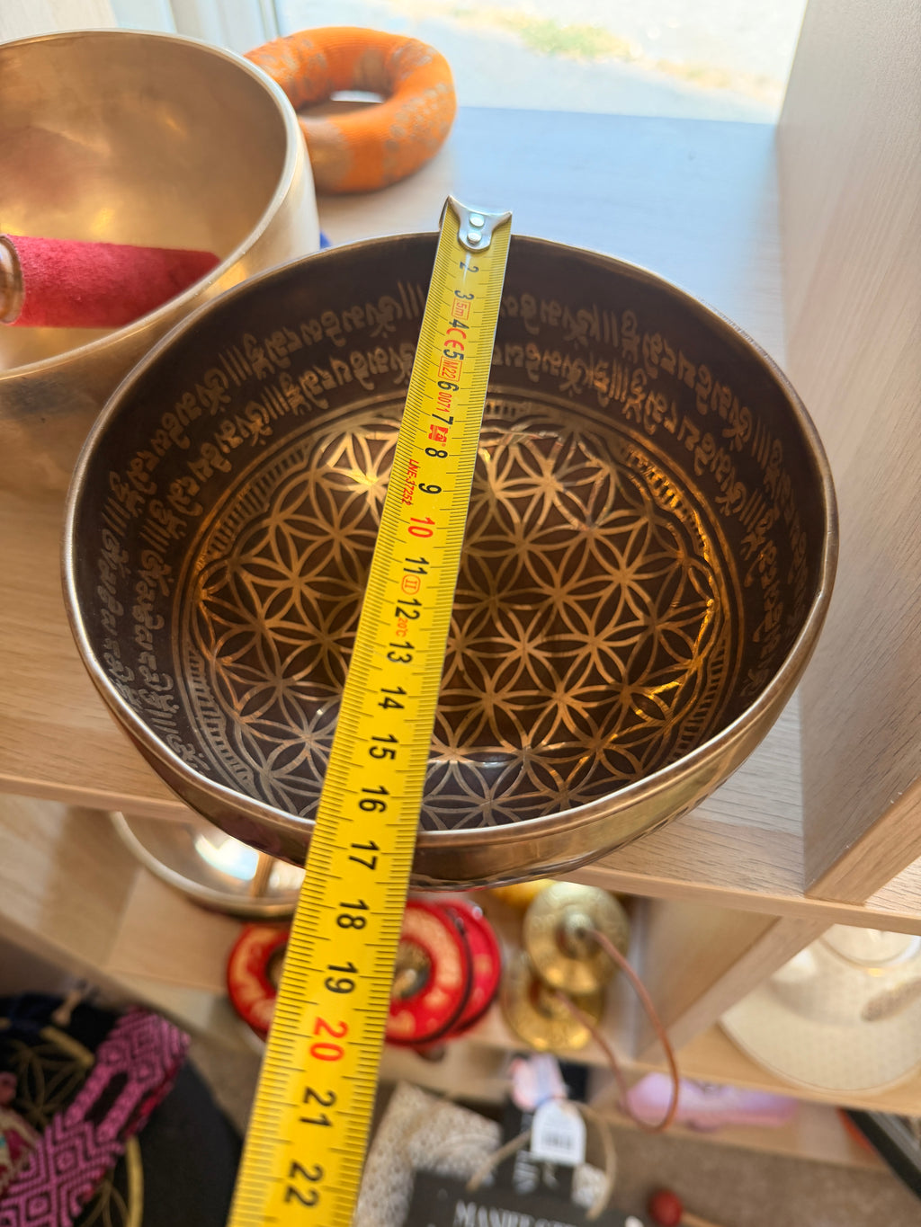 Tibetská miska Kvet života tón H (7.čakra)