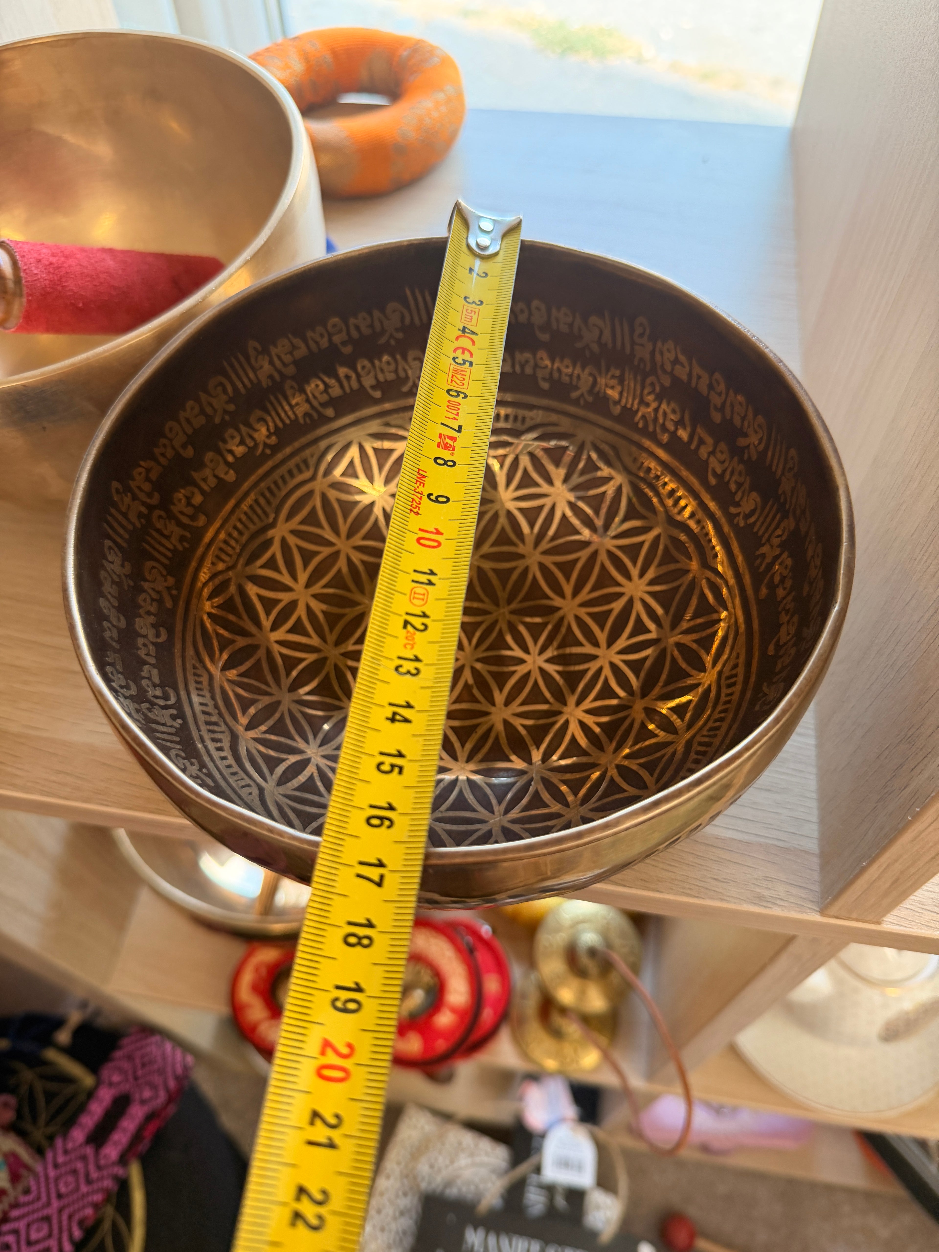 Tibetská miska Kvet života tón H (7.čakra)