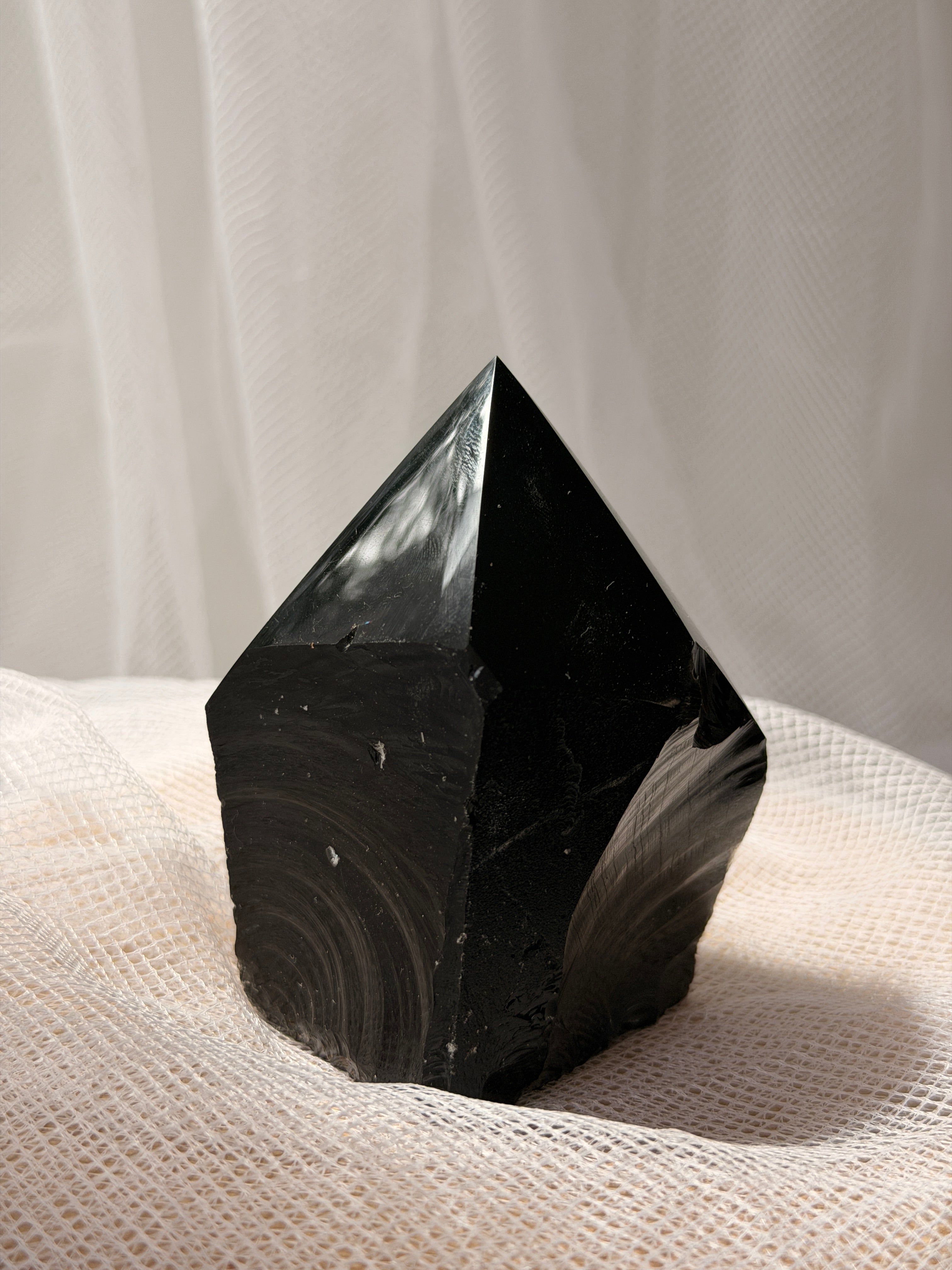 Obsidián – leštený hrot AA kvalita Ochranný štít