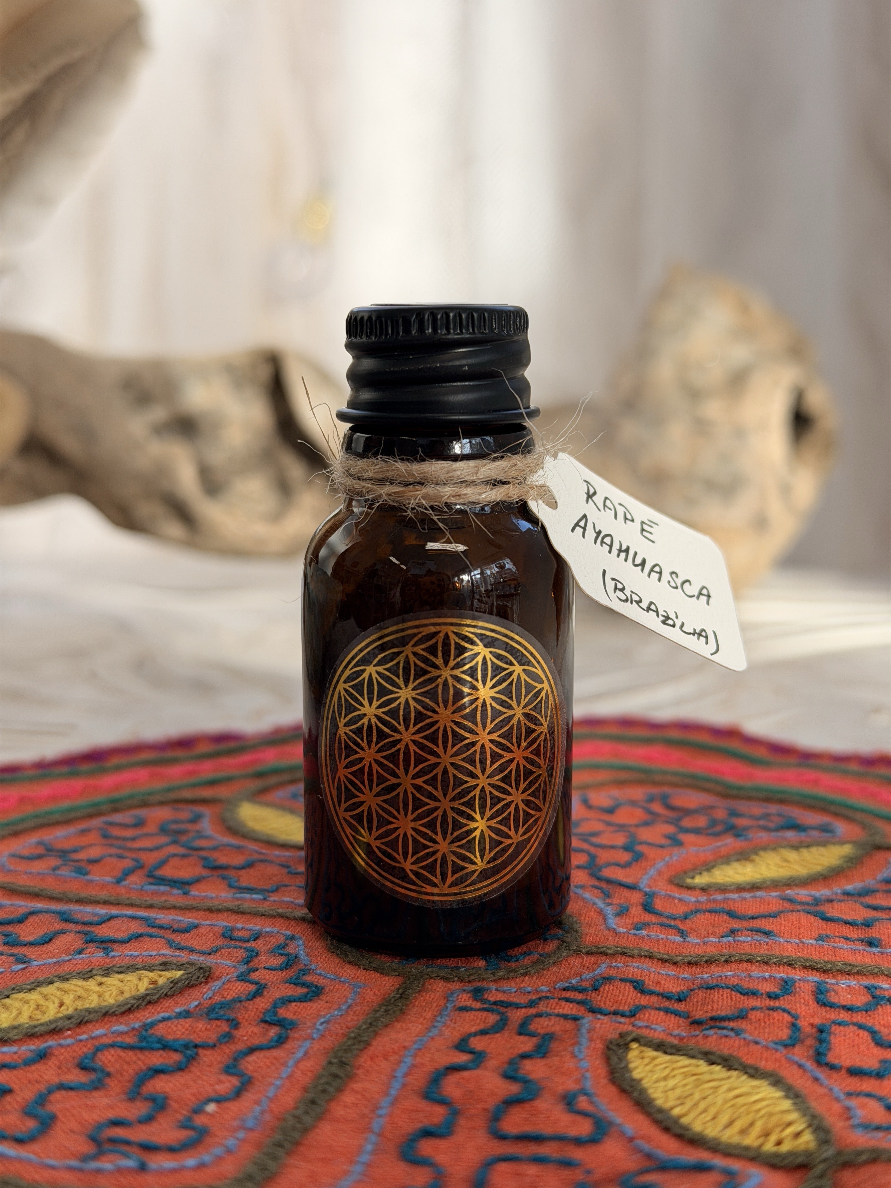 Rapé Ayahuasca (Brazília) – posvätná šamanská medicína, sklenená fľaštička s Kvetom života